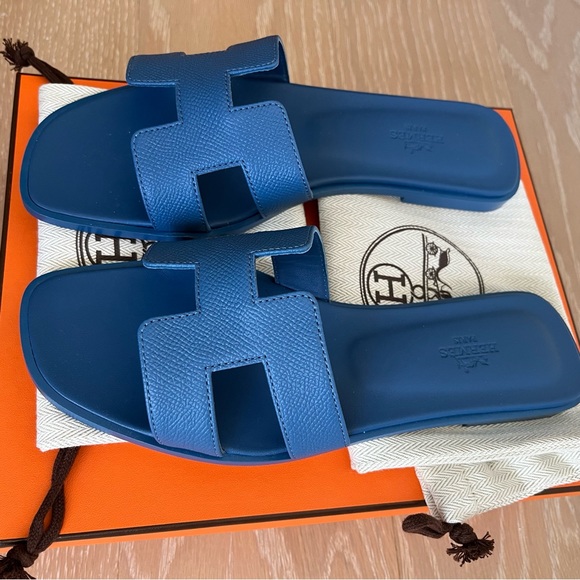 HERMÈS Oran Sandals Bleu Bleuet size EU 38.5/US 8.5 - Picture 3 of 7